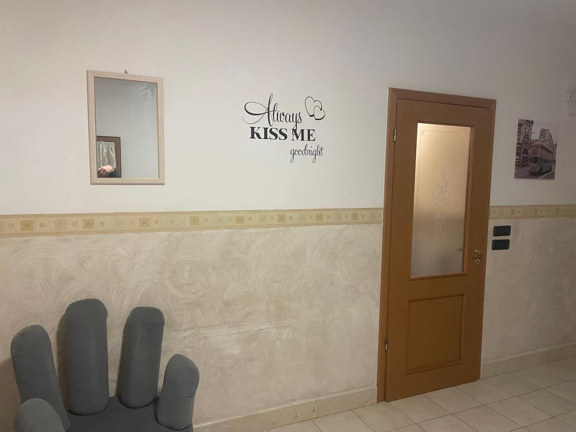 La Dependance Apartment Barletta Exterior photo